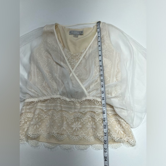 Anthropologie Beyond Vintage Batwing Top with Lace Liner in Ivory Size XS Blouse - Picture 4 of 9
